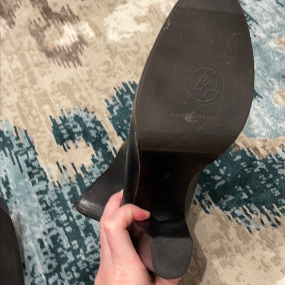 Boots - Picture 3 of 5